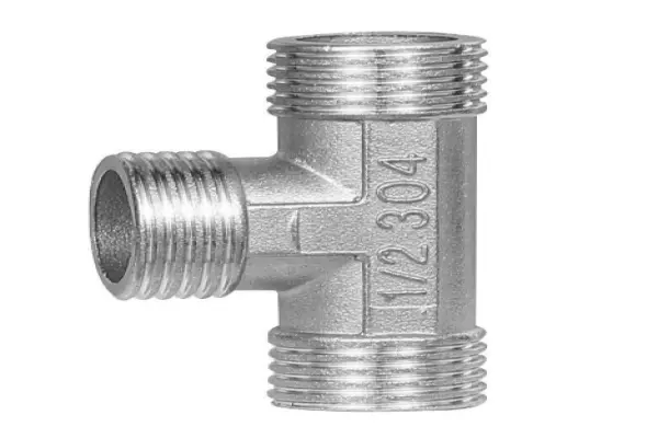 T ren ngoài inox